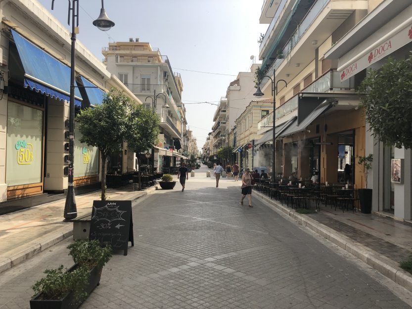 A picture of the entertainment district in Patras, Greece.